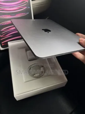 New Apple iPad Pro 12.9 (2022) 128 GB Gray