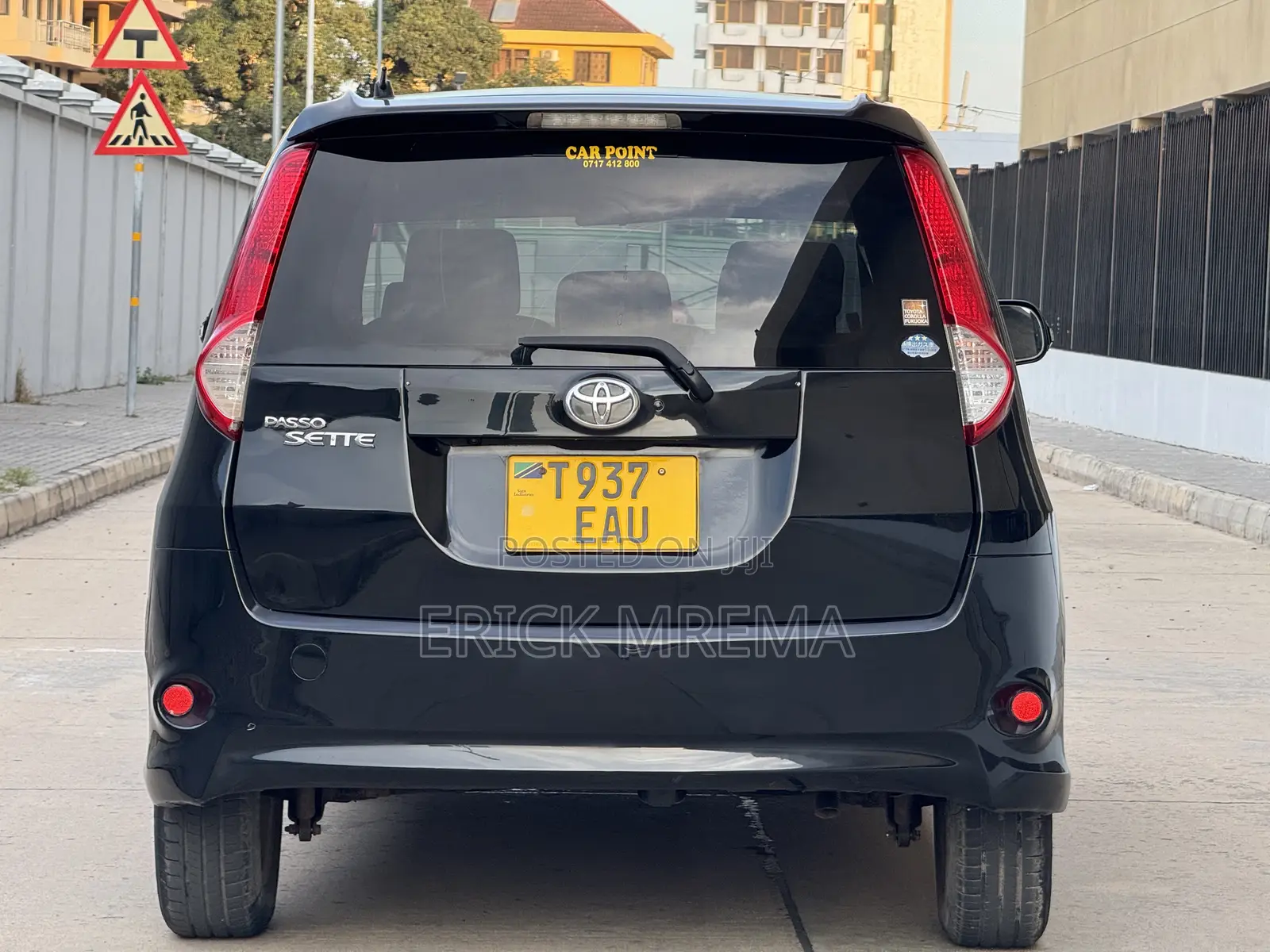 Toyota Passo Sette 2010 Black