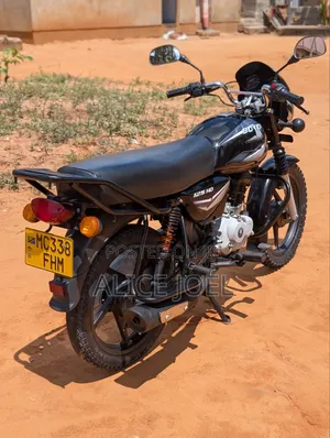 Bajaj Boxer 125 2026 Black