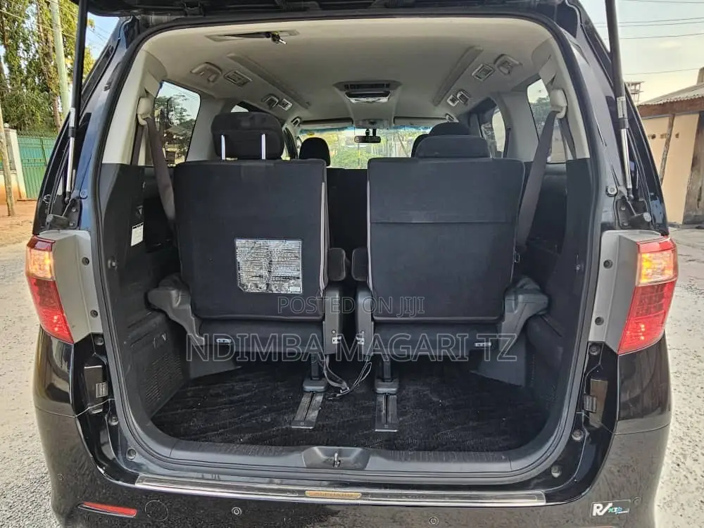 Toyota Alphard 2.4 Petrol FWD 2010 Black
