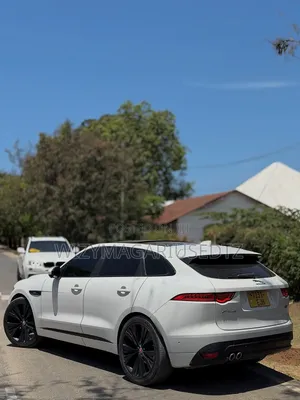 Jaguar F-Pace 2018 White