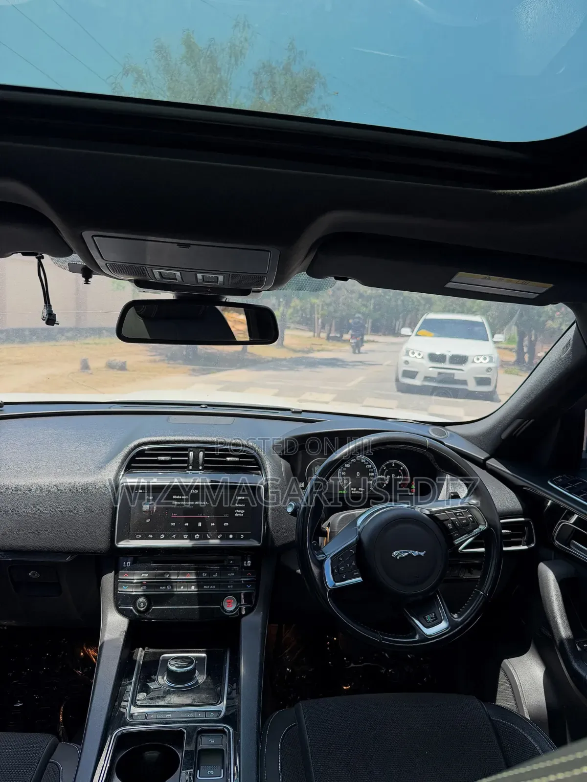 Jaguar F-Pace 2018 White