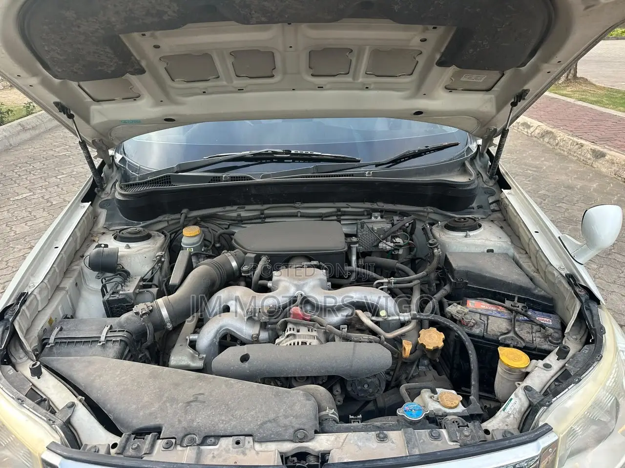 Subaru Forester 2010 Pearl