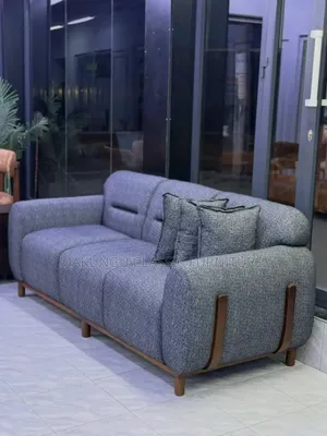 Modern Sofa Sets Za Show Za Mninga Hii Kwa Wenye Familia Kubwa