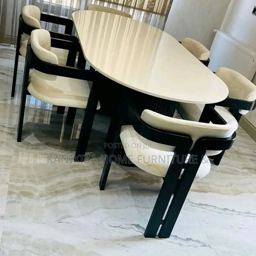 Dining Table Ya Kisasa Watu Sita Imetengenezwa Kwa Mbao Ya Mninga