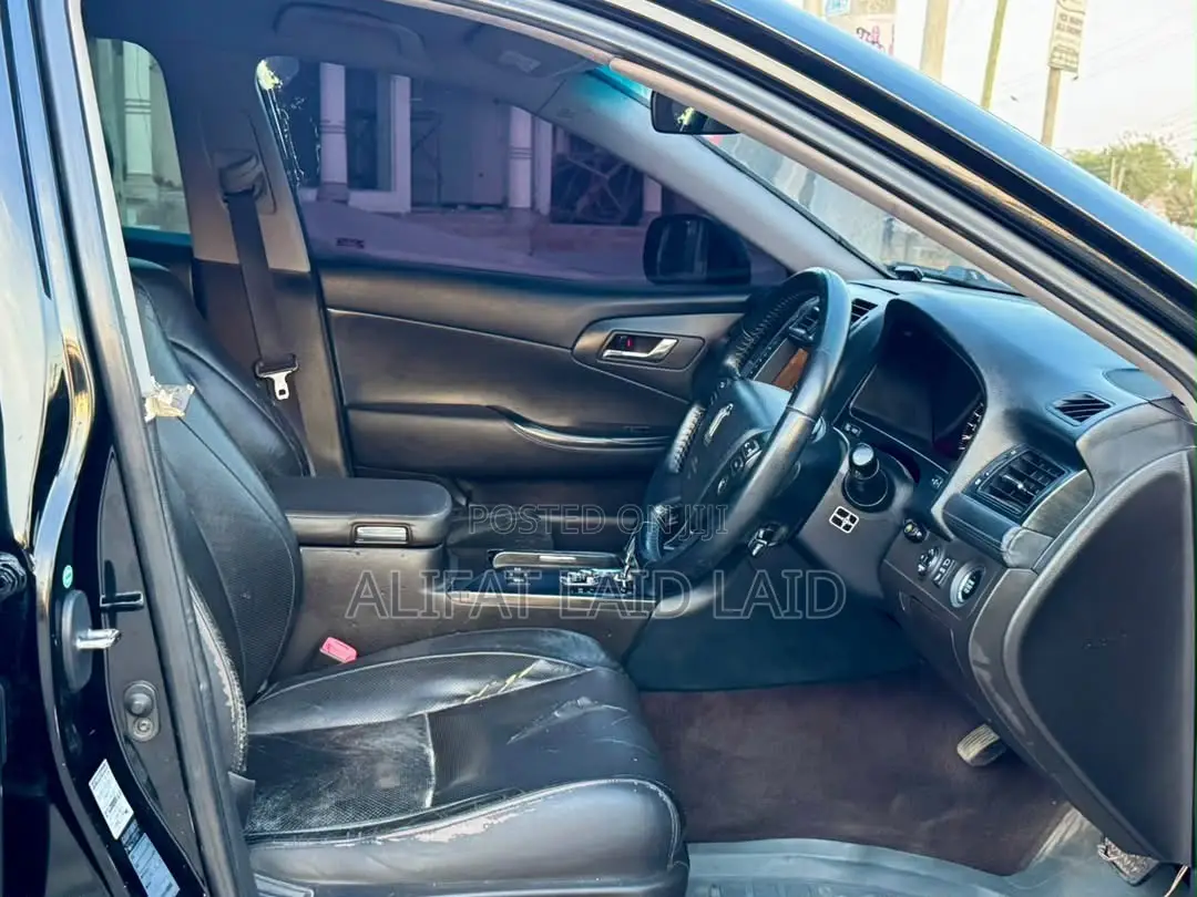 Toyota Crown 2009 Black