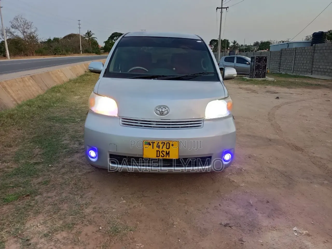 Toyota Porte 1.3 FWD 2005 Silver