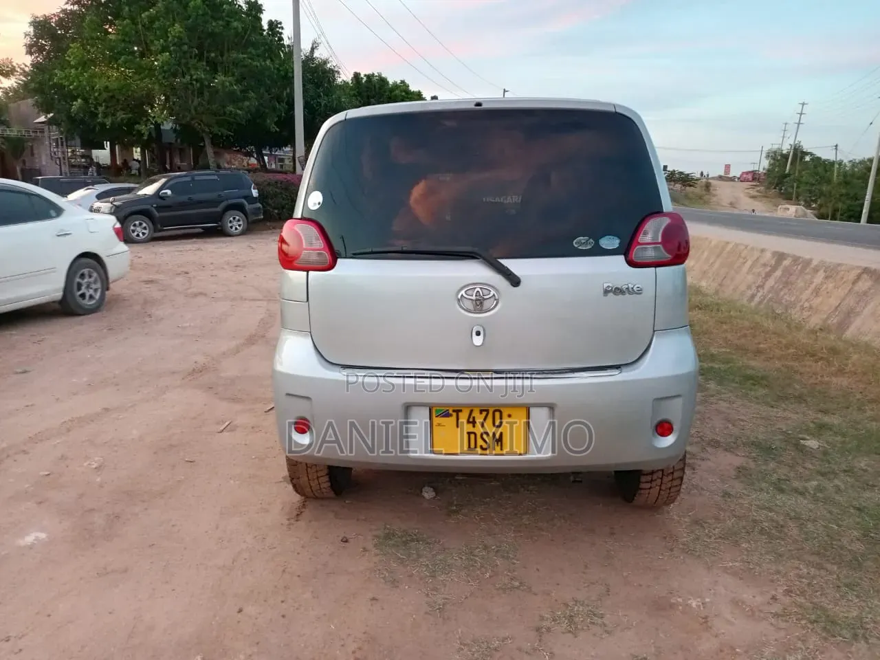 Toyota Porte 1.3 FWD 2005 Silver