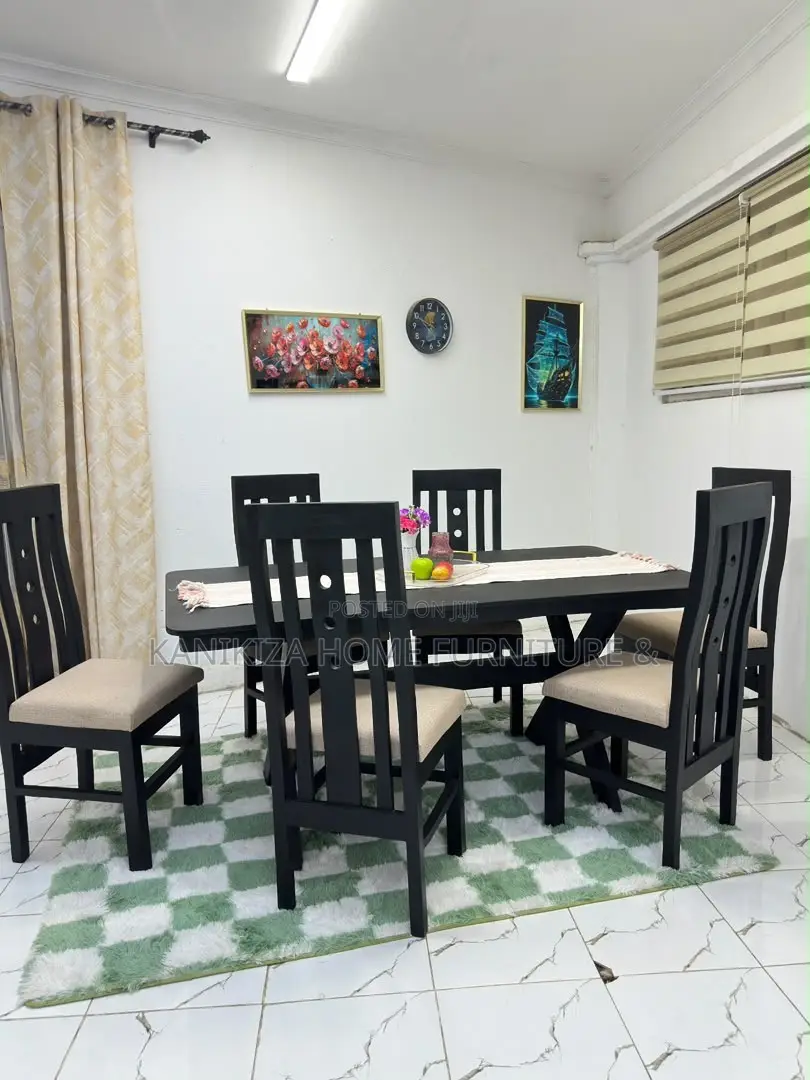 Dining Table Za Watu 6 Ni Nzuri Na Imara