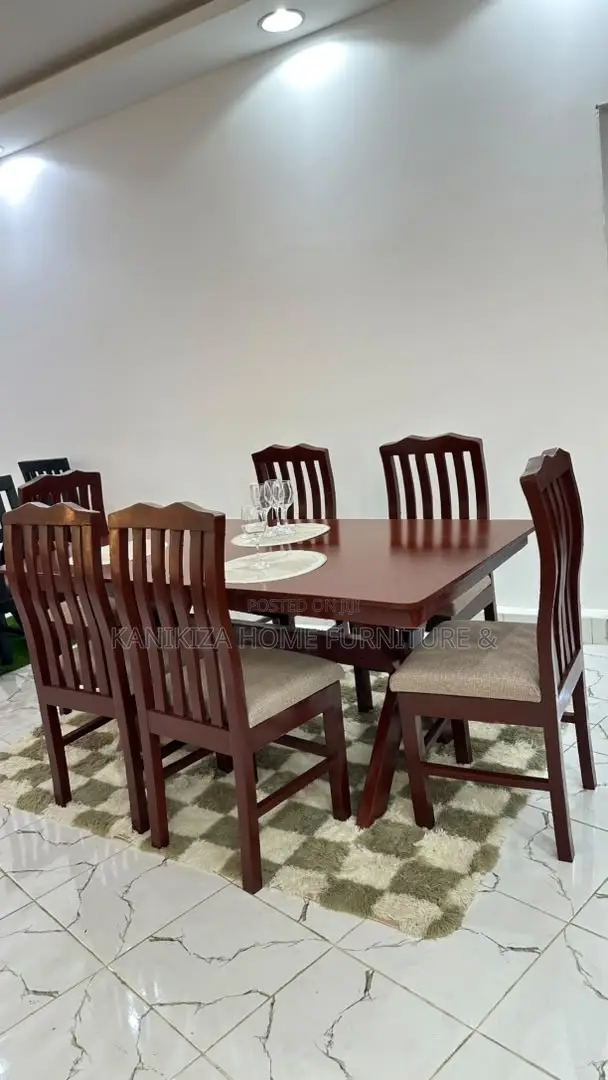Dining Table Za Watu 6 Ni Nzuri Na Imara