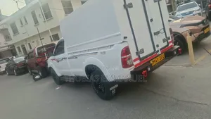 Toyota Hilux 2018 White