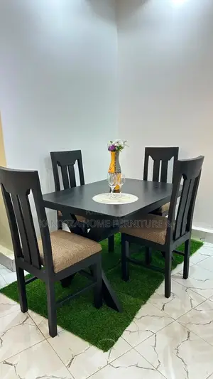 Dining Table Za Watu Wanne Ni Imara Na Nzuri