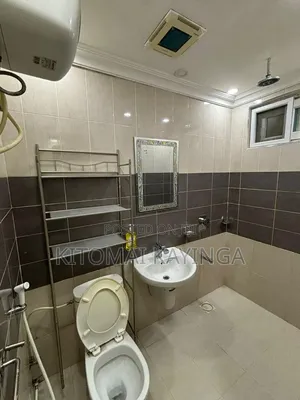 4bdrm Apartment in Upanga West for sale