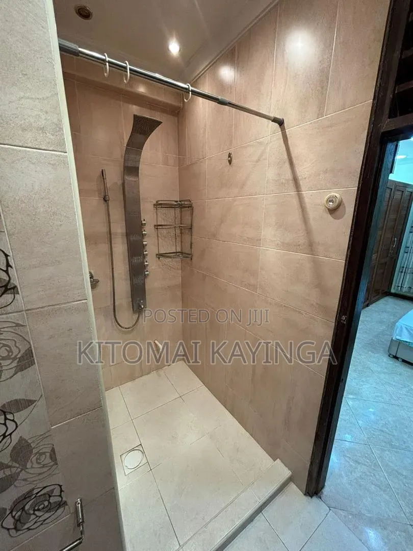 4bdrm Apartment in Upanga West for sale