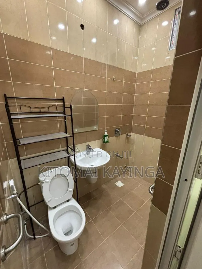 4bdrm Apartment in Upanga West for sale