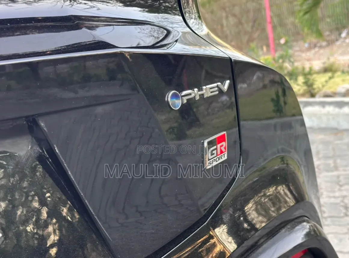 Toyota C-HR 2024 White