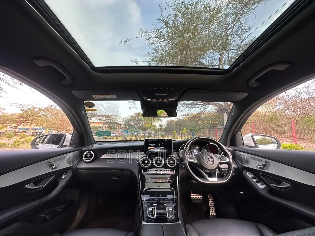 Mercedes-Benz GLC-Class 2018 White