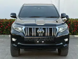 Toyota Land Cruiser Prado 2.8 2019 Matt Black