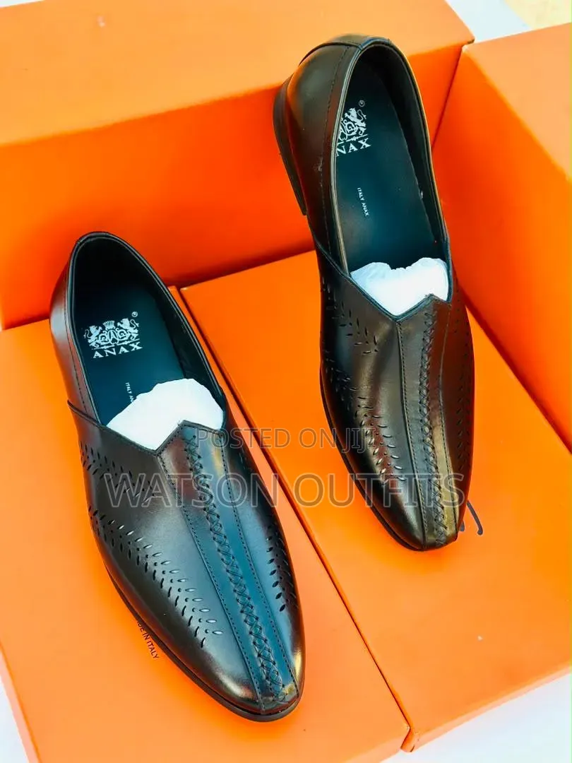 Men's Leather Shoes 1 Black Colour Design ANAX Materials