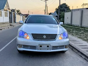 Toyota Crown 2004 Silver