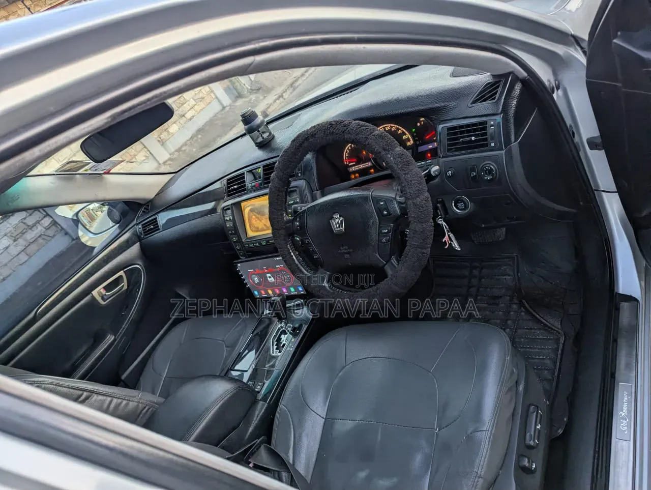 Toyota Crown 2004 Silver