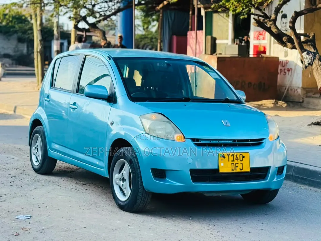 Toyota Passo 2004 Blue