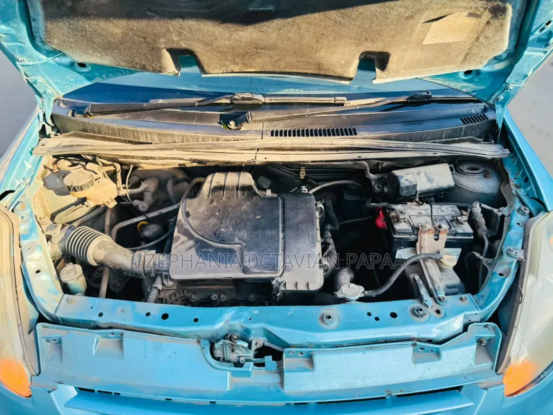 Toyota Passo 2004 Blue