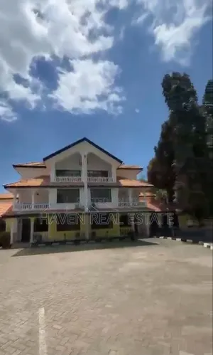 Furnished 4bdrm Villa in Oyster Bay for sale
