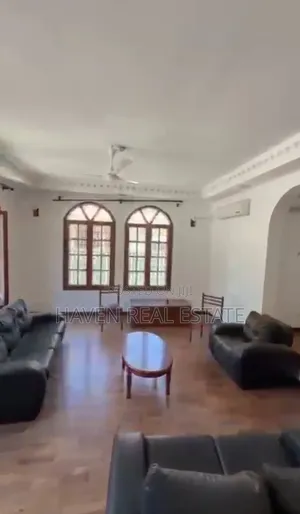 Furnished 4bdrm Villa in Oyster Bay for sale