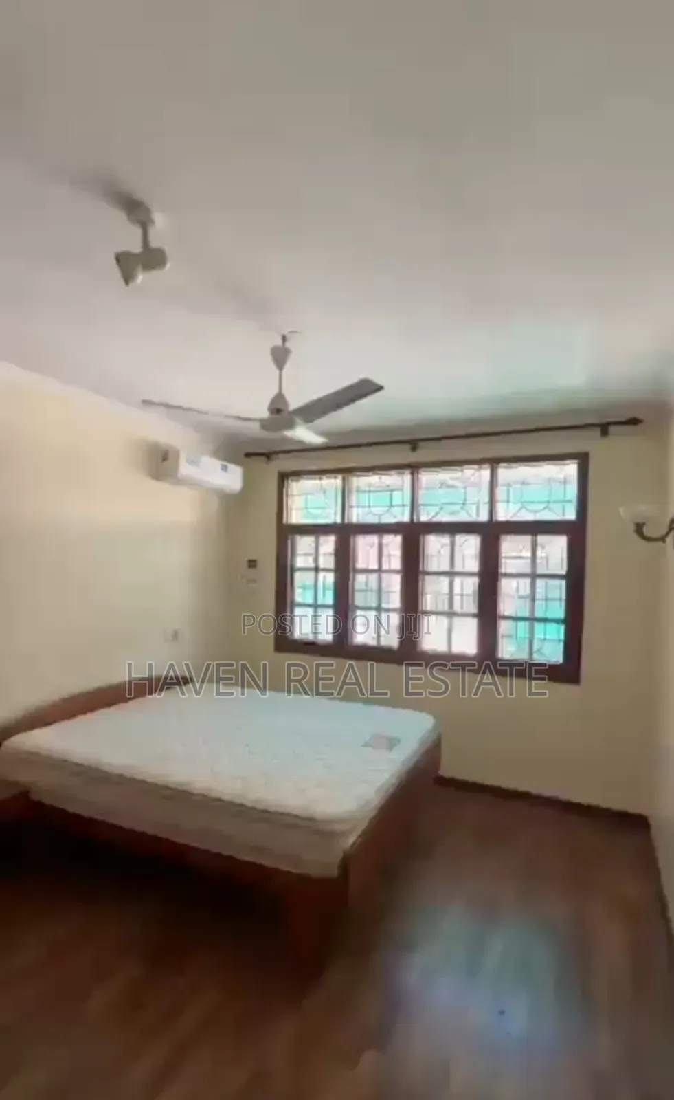 Furnished 4bdrm Villa in Oyster Bay for sale