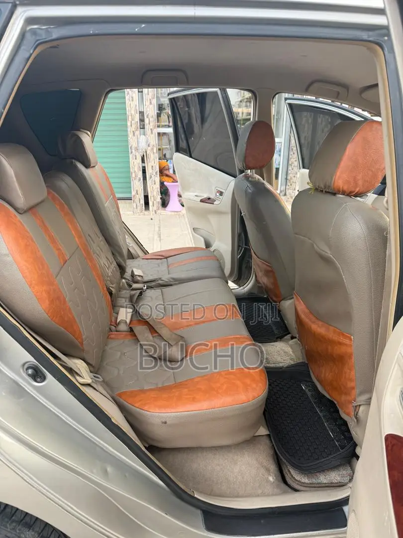 Toyota Corolla Spacio 2002 Gold