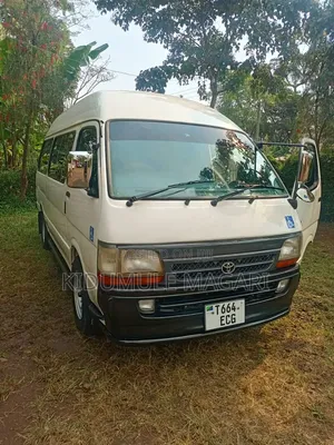 Toyota Grand HiAce 2000 Pearl