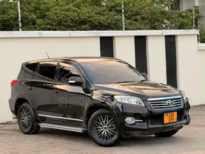 Toyota Vanguard 2010 Black