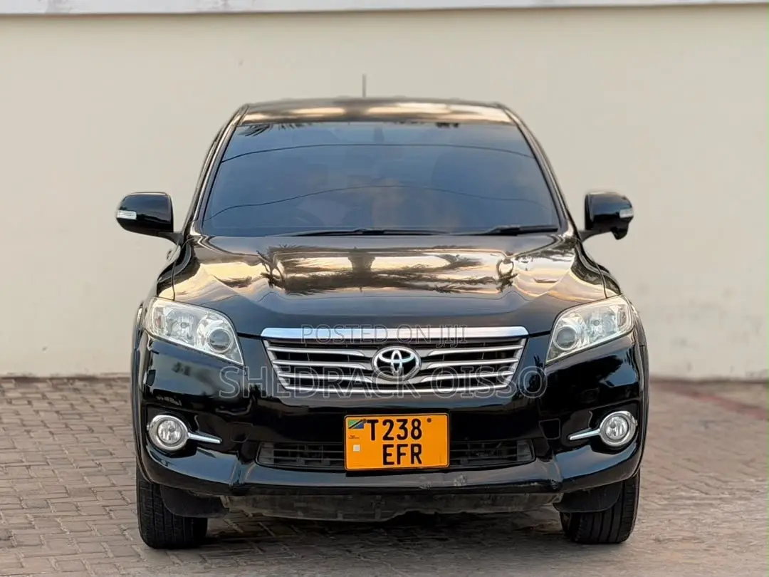 Toyota Vanguard 2010 Black