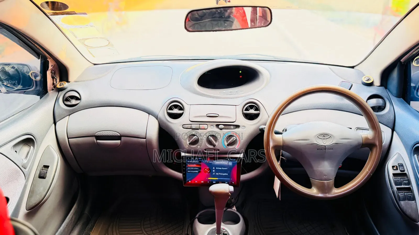 Toyota Vitz 2003 Pink