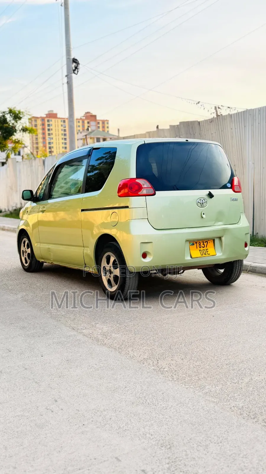 Toyota Porte 2005 Beige