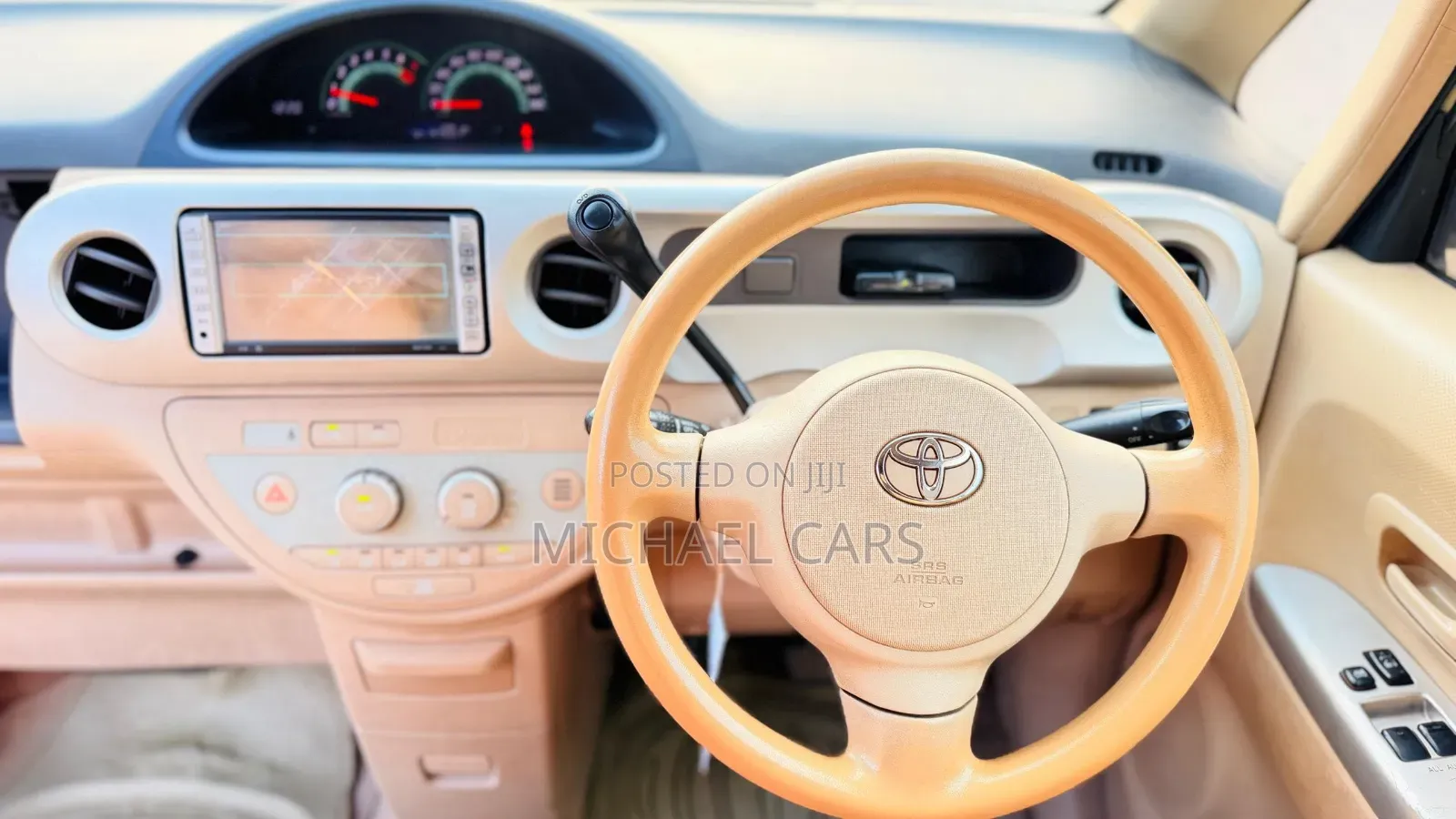 Toyota Porte 2005 Beige