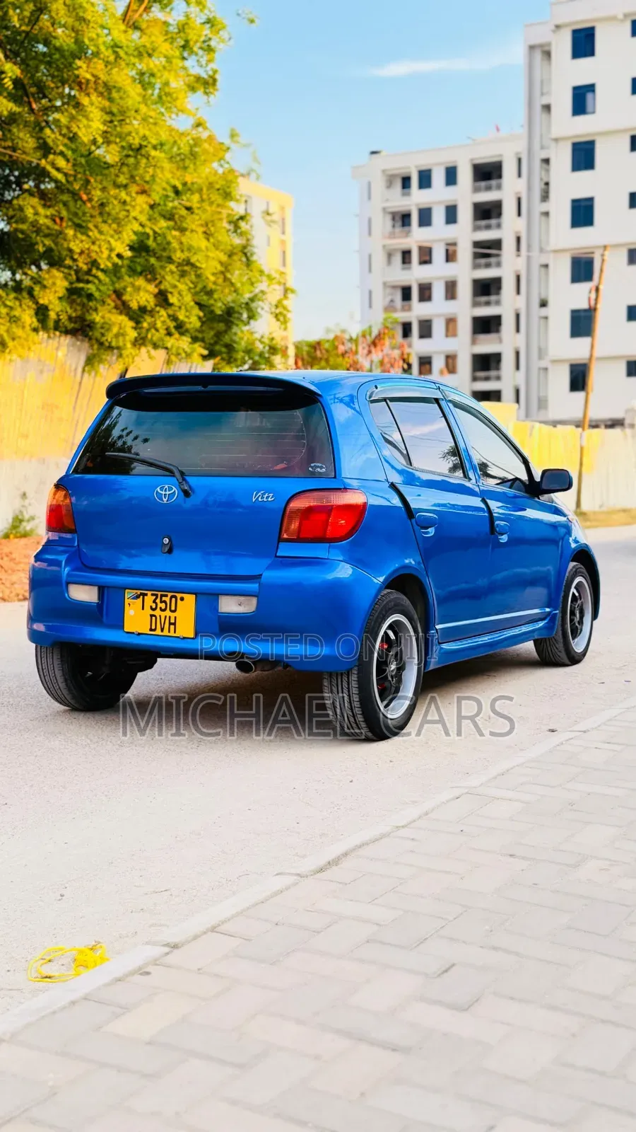 Toyota Vitz 2005 Blue