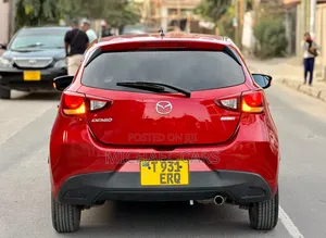 Mazda Demio 2017 Red