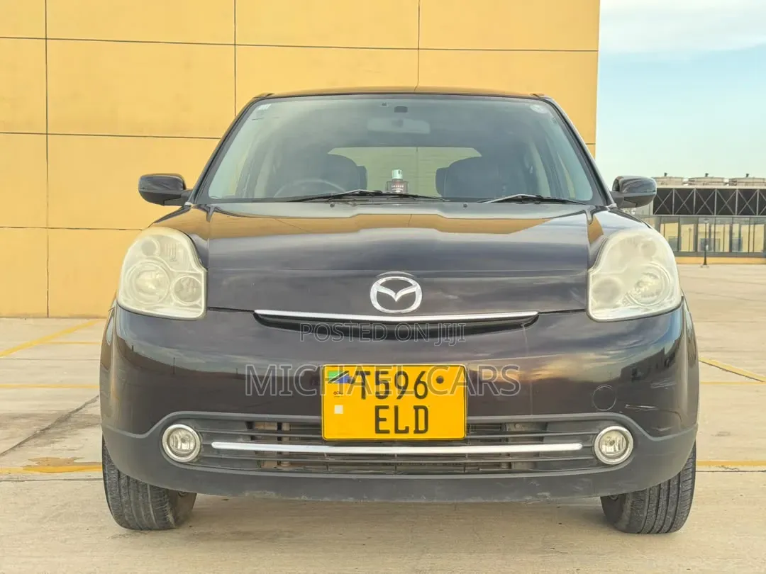 Mazda Verisa 2010 Brown