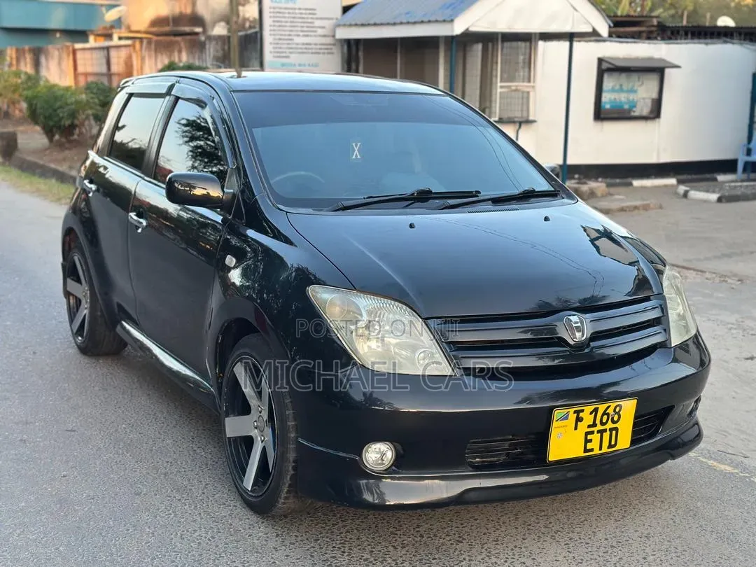 Toyota IST 2005 Black