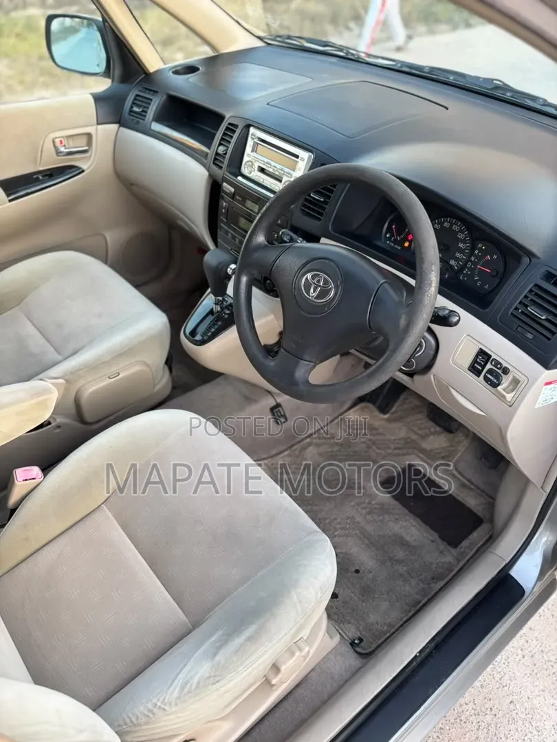 Toyota Corolla Spacio 1.5 X 2004 Silver