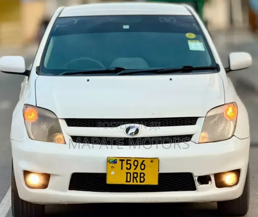 Toyota IST 2005 White