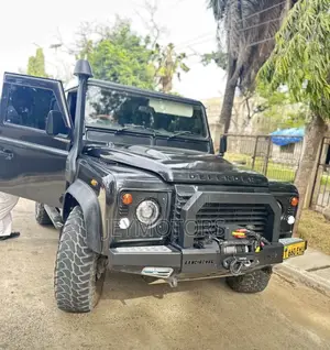 Land Rover Defender 2015 Gray