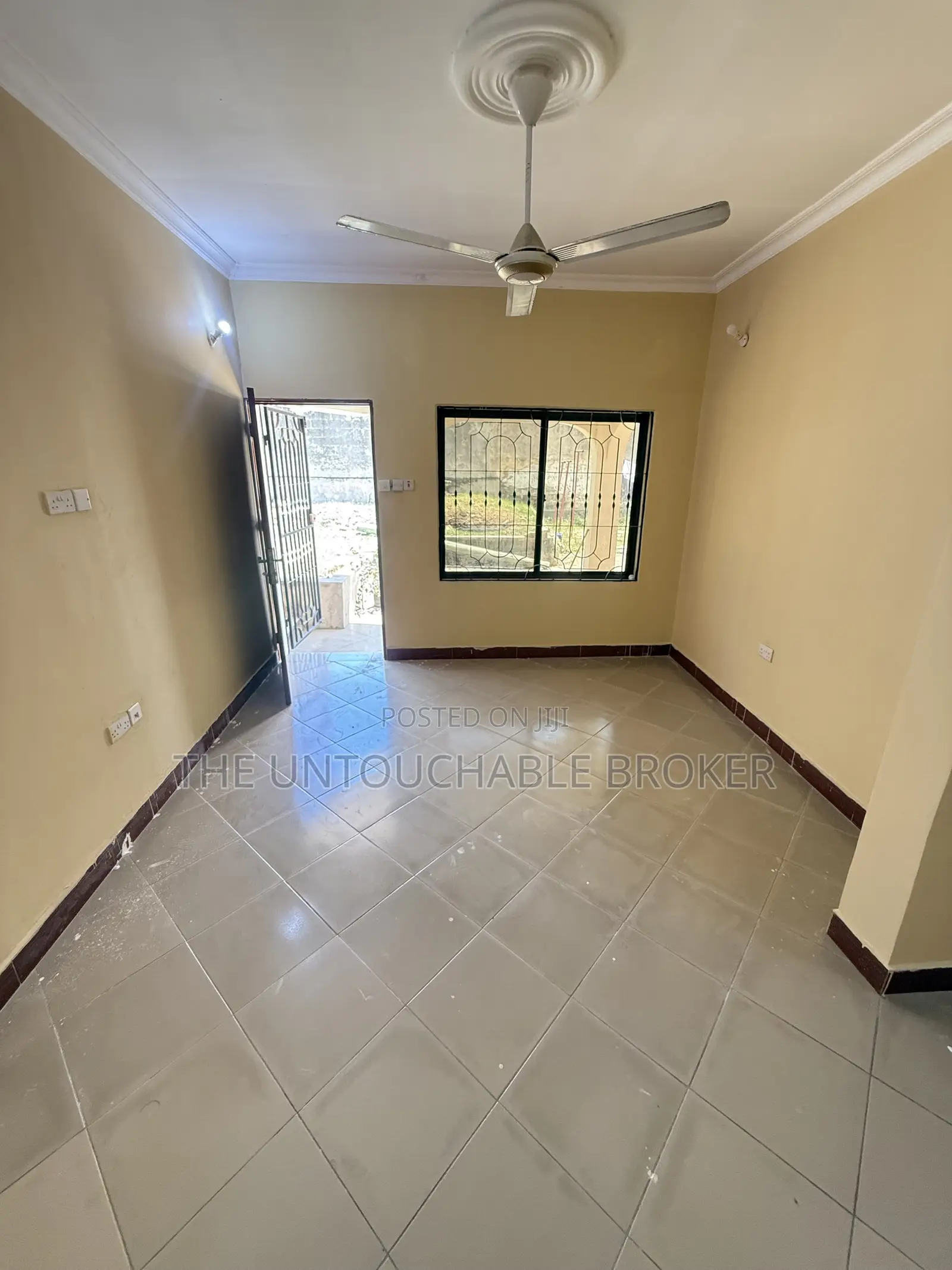 2bdrm Apartment in Sinza Vatcan for rent