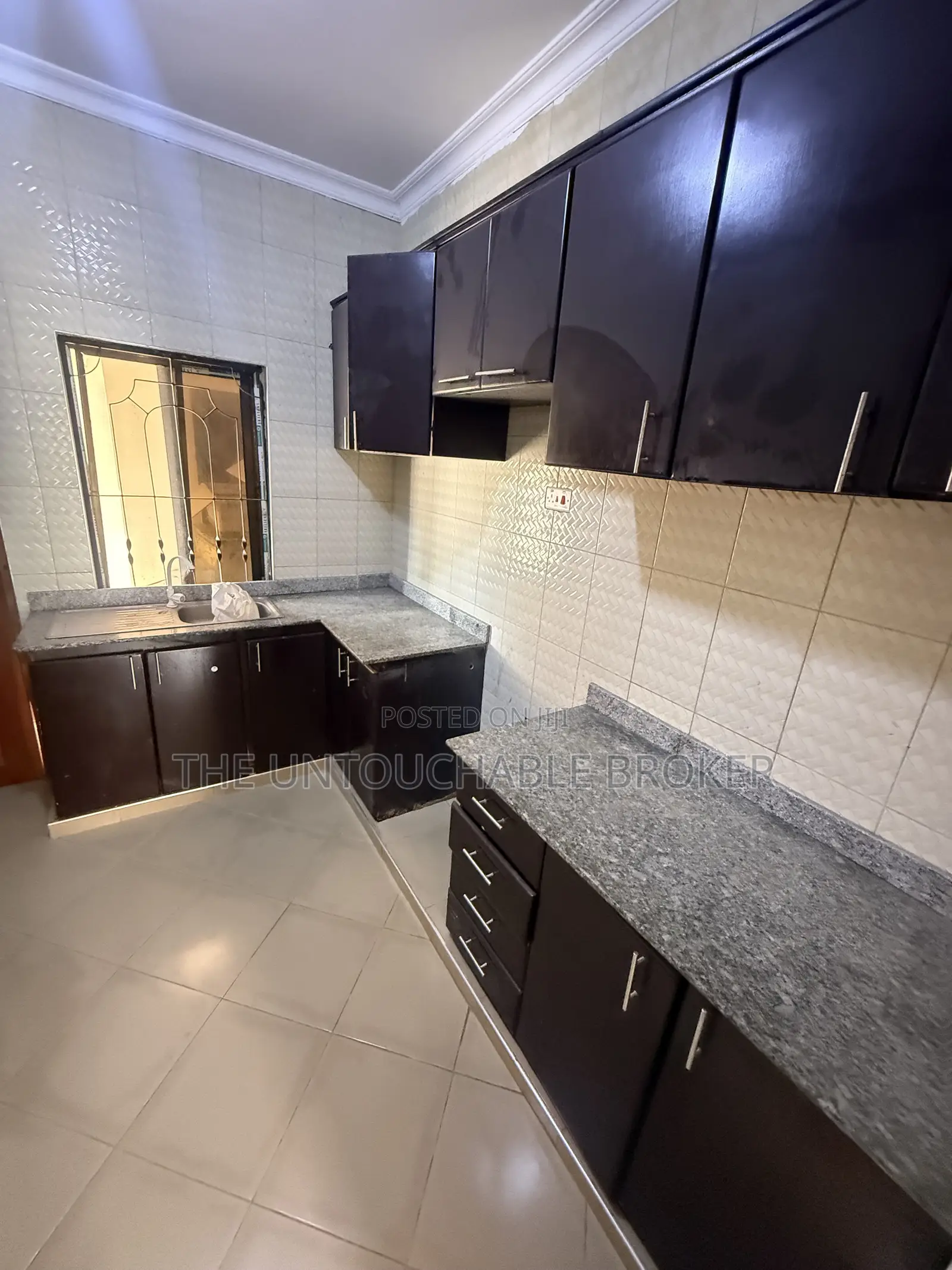 2bdrm Apartment in Sinza Vatcan for rent