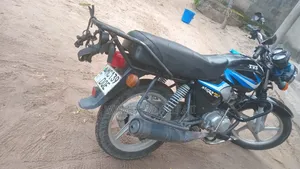TVS HLX 125 2025 Black