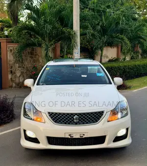 Toyota Crown 2008 White