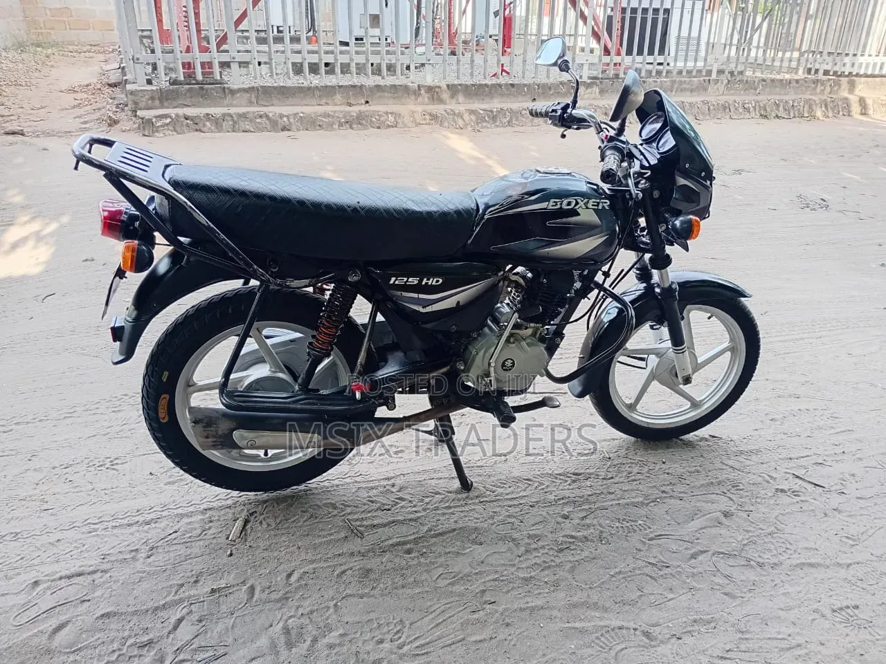 Bajaj Boxer 125 2025 Black
