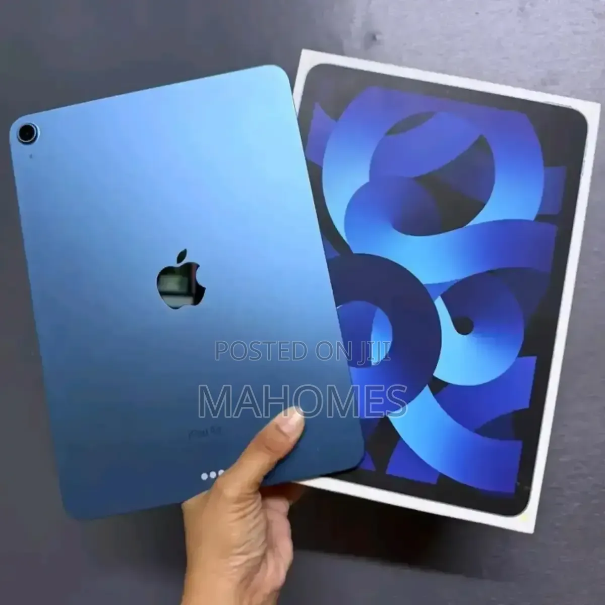 New Apple iPad 5 (2022) 64 GB Silver